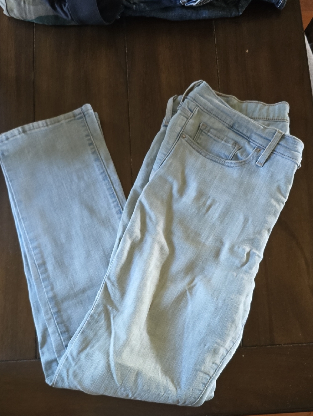 Levi Strauss Straight